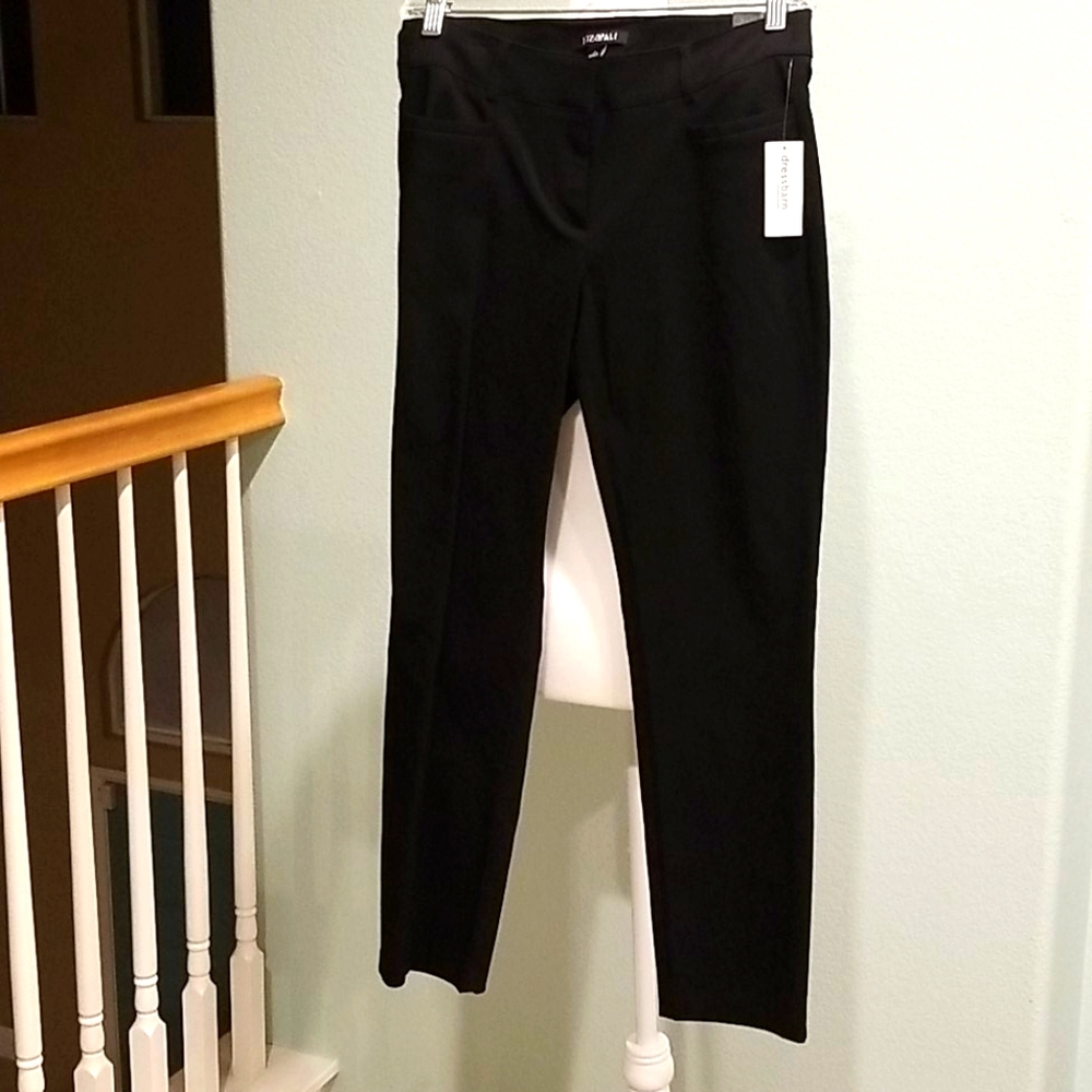 Roz & Ali black Ankle pants